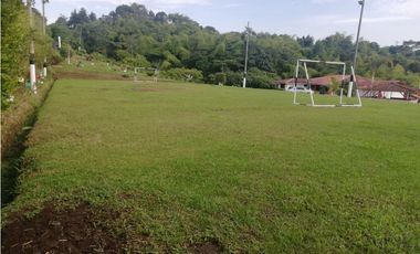 SE VENDE HERMOSA FINCA DE RECREO VIA A ARMENIA