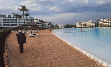 Departamento venta  monoambiente, cocina integrada y cochera en Lagoon Pilar