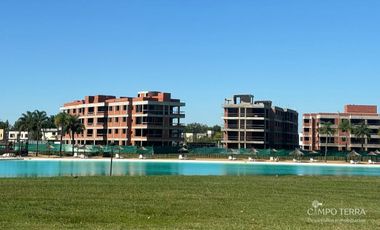 Departamento en venta monoambiente, cocina integrada y cochera en Lagoon Pilar