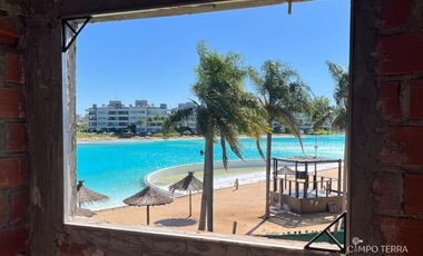 Departamento en venta monoambiente, cocina integrada y cochera en Lagoon Pilar