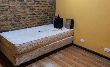 Casa Fondo en venta en Caseros