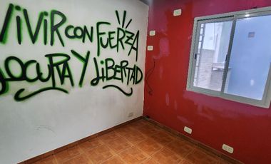 Casa Fondo en venta en Caseros