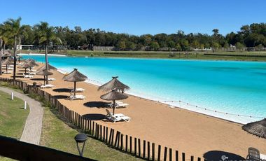 Departamento venta monoambiente cocina integrada y cochera en Lagoon Pilar