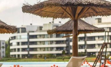 Departamento en venta de 1 dormitorio c/ jardín y cochera en Lagoon Pilar