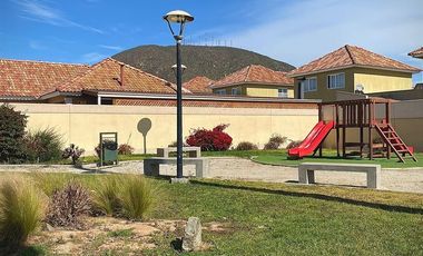 Casa en Venta en Guillermo Ulriksen con Raul Bitran