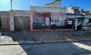 Casa en venta en Bernal Oeste