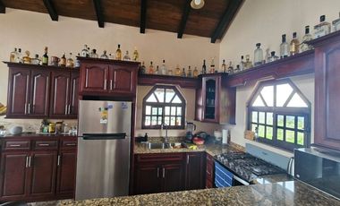 Bonita casa con vista a la presa de valle de juarez jalisco