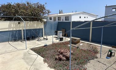 Casa en Venta en los naranjos 200