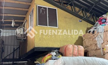 Local Comercial en Arriendo en Letras/ Biaut