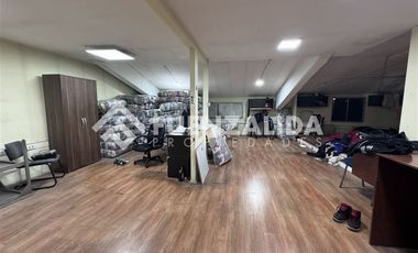 Local Comercial en Arriendo en Letras/ Biaut