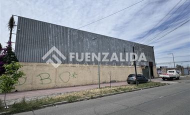 Local Comercial en Arriendo en Letras/ Biaut