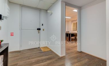 Metro Esc. Militar/Oficina con amplia zona de trabajo/ 4 privados