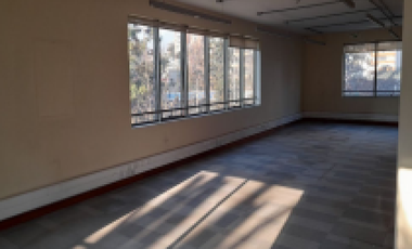 Oficina en Arriendo en Monseñor Sotero Sanz/ Metro Pedro de Valdivia