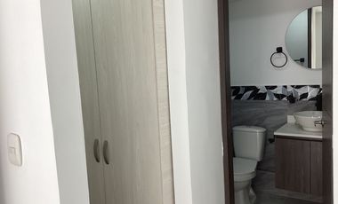 Arriendo amplio apartamento en Reserva del Lago, Cajicá