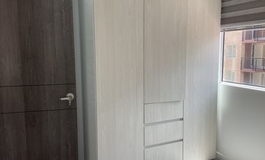 Arriendo amplio apartamento en Reserva del Lago, Cajicá