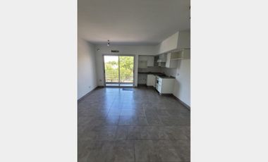 Departamento en Alquiler Haedo / Moron (A120 3719)