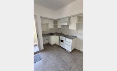 Departamento en Alquiler Haedo / Moron (A120 3719)