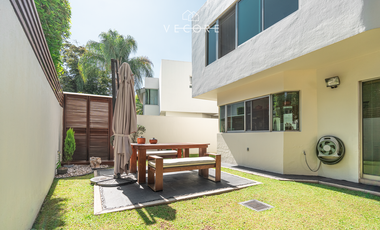 CASA EN VENTA EN VALLE REAL, ZAPOPAN