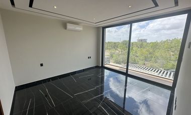 Espectacular casa en venta en vía cumbres