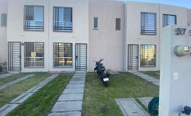 Casa en VENTA en Villas de la Estancia
