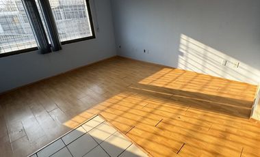 Casa En Venta,  Estilo Modernista ubicada en Tlalnepantla Cod. ZV1392