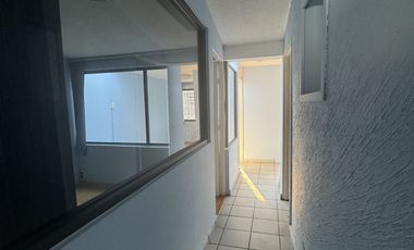 Casa En Venta,  Estilo Modernista ubicada en Tlalnepantla Cod. ZV1392