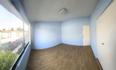 Casa En Venta,  Estilo Modernista ubicada en Tlalnepantla Cod. ZV1392