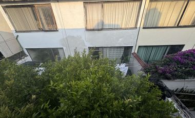 Casa En Venta,  Estilo Modernista ubicada en Tlalnepantla Cod. ZV1392