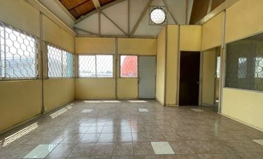 Venta de Bodega comercial en Calzada San MateoVHB2