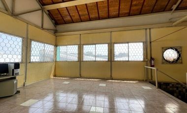 Venta de Bodega comercial en Calzada San MateoVHB2