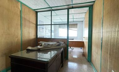 Venta de Bodega comercial en Calzada San MateoVHB2