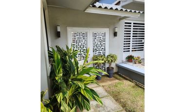 SE VENDE DE CASA EN COSTA VERDE