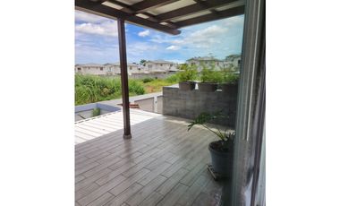 SE VENDE DE CASA EN COSTA VERDE
