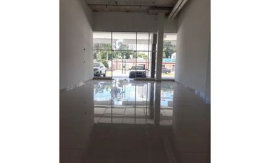 ALQUILO LOCAL COMERCIAL EN PARQUE LEFEVRE