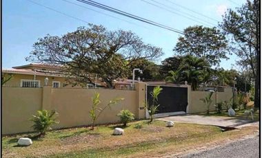 VENTA  HERMOSA CASA EN UN LUGAR PRIVILEGIADO EN SAN CARLOS, SAN JOSÉ