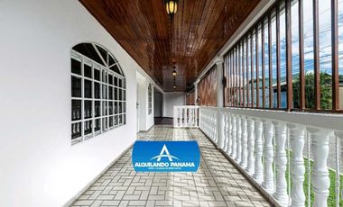 Venta Rápida de Amplia y Espectacular Casa en Zona Céntrica 334 Mts2