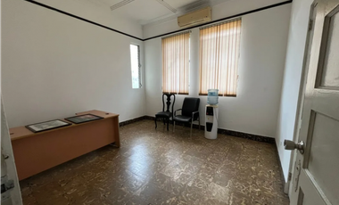 alquiler local en perejil