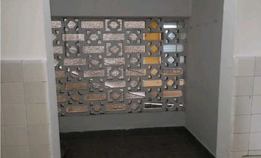 EDIFICIO EN VIA ESPAÑA  PARA INVERSION A PASOS DE VIA ARGENTINA 654M2