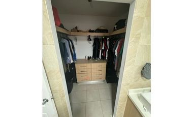 BRISAS DEL GOLF / PH AVENTURA / 180M2 / 2 NIVELES / 4 HABITC / TERRAZA