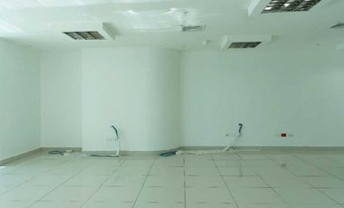 Se Alquila Oficina en Oceania