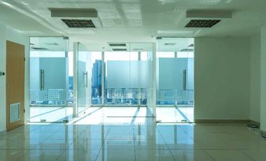 Se Alquila Oficina en Oceania