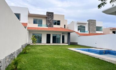 Casa en Fraccionamiento en Real del Puente Xochitepec - ROQ-1251-Fr