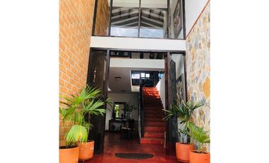 ESPECTACULAR CASA EN ARRIENDO EN ENVIGADO, ESCOBERO