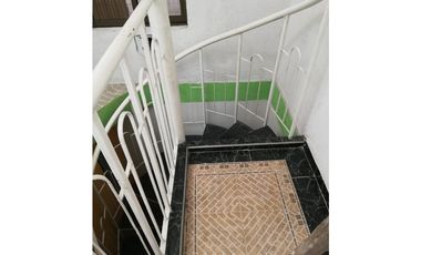 Se vende hermosa casa en maraya de dos apartamentos independientes