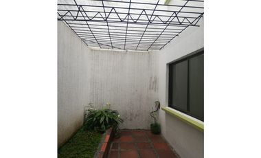 Se vende hermosa casa en maraya de dos apartamentos independientes