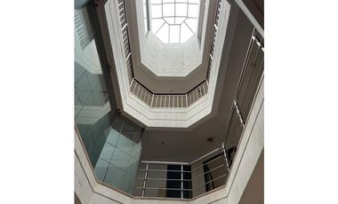 EDIFICIO EN VENTA CABECERA DEL LLANO