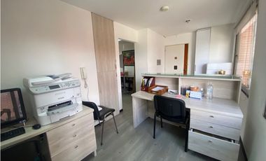 Arriendo Oficina 54 mts Carrera 15 con 106