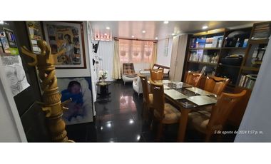 ESPECTACULAR CASA EN VENTA, QUINTAS DE LA LAGUNA, NEGOCIABLE