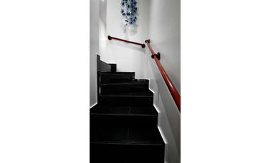 ESPECTACULAR CASA EN VENTA, QUINTAS DE LA LAGUNA, NEGOCIABLE