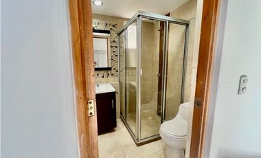 Casa de tres niveles en venta en Suba